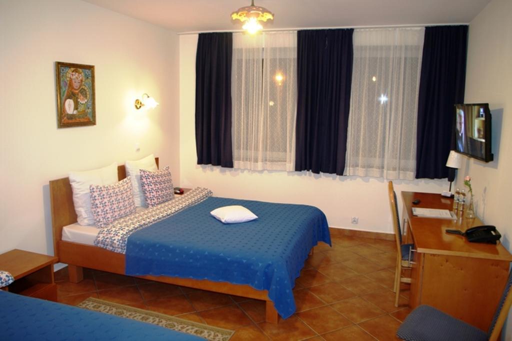 Lorenzo 3* Krakow